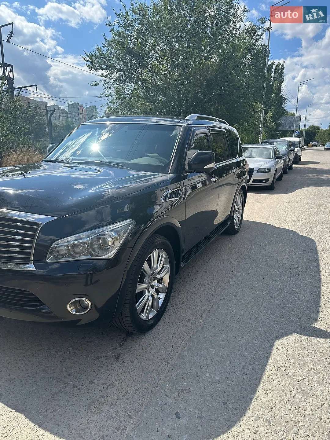 2012 Infiniti QX56 - мініатюра 3