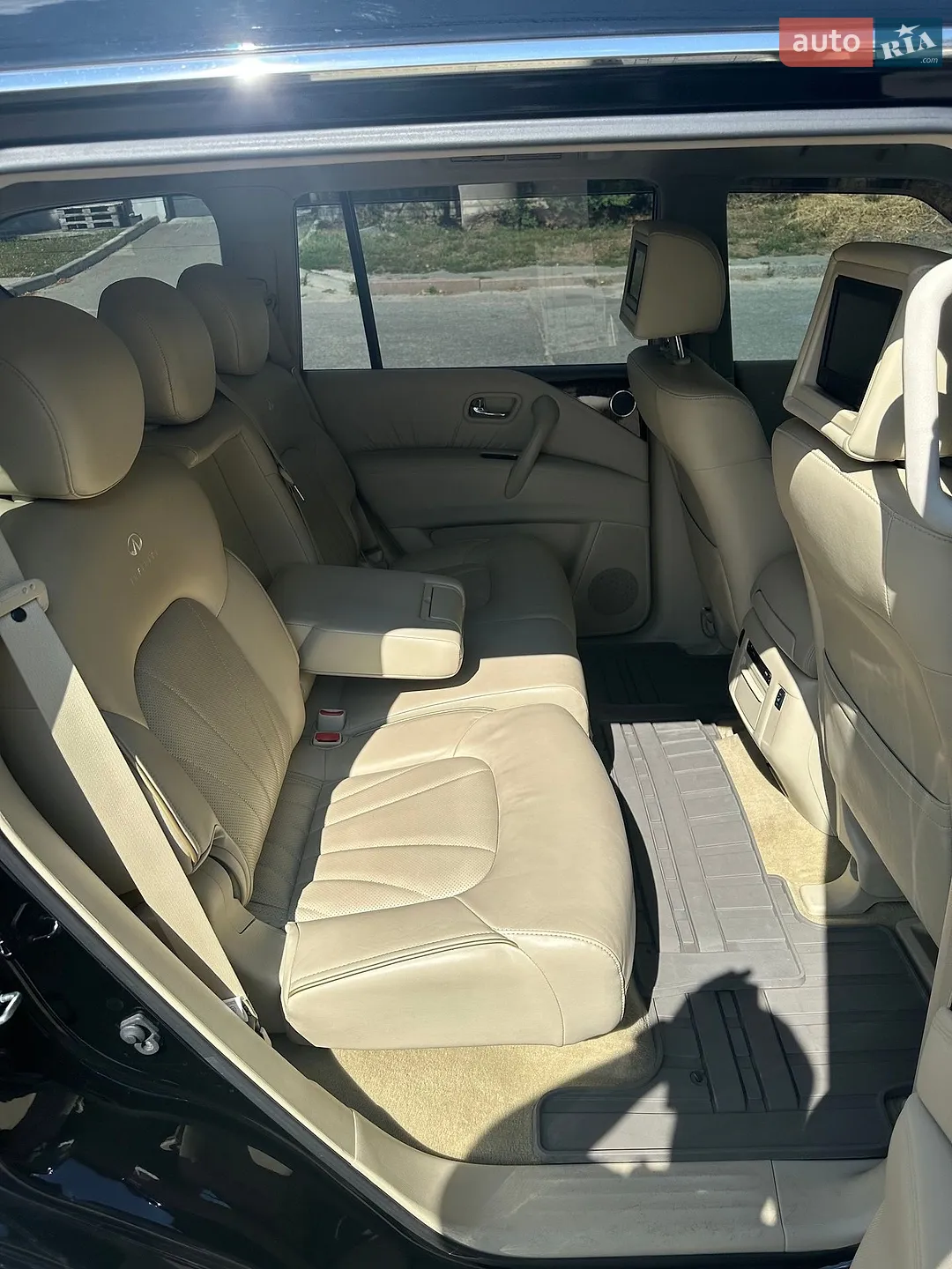 2012 Infiniti QX56 - мініатюра 19