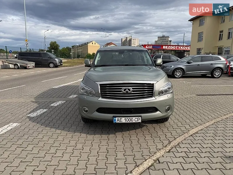 Infiniti QX56