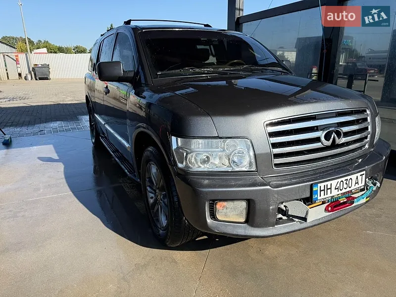 Infiniti QX56