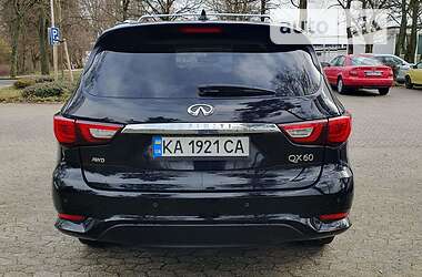 Внедорожник / Кроссовер Infiniti QX60 2017 в 