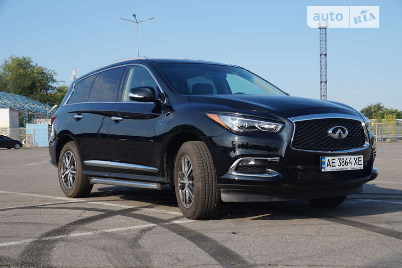 Внедорожник / Кроссовер Infiniti QX60 2018 в Днепре