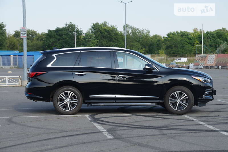 Внедорожник / Кроссовер Infiniti QX60 2018 в Днепре