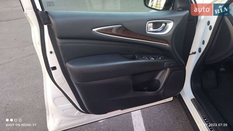 Внедорожник / Кроссовер Infiniti QX60 2015 в Броварах