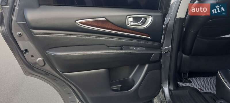 Внедорожник / Кроссовер Infiniti QX60 2017 в Ирпене
