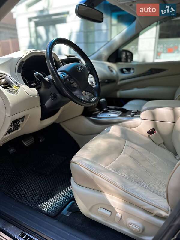 Внедорожник / Кроссовер Infiniti QX60 2015 в Полтаве