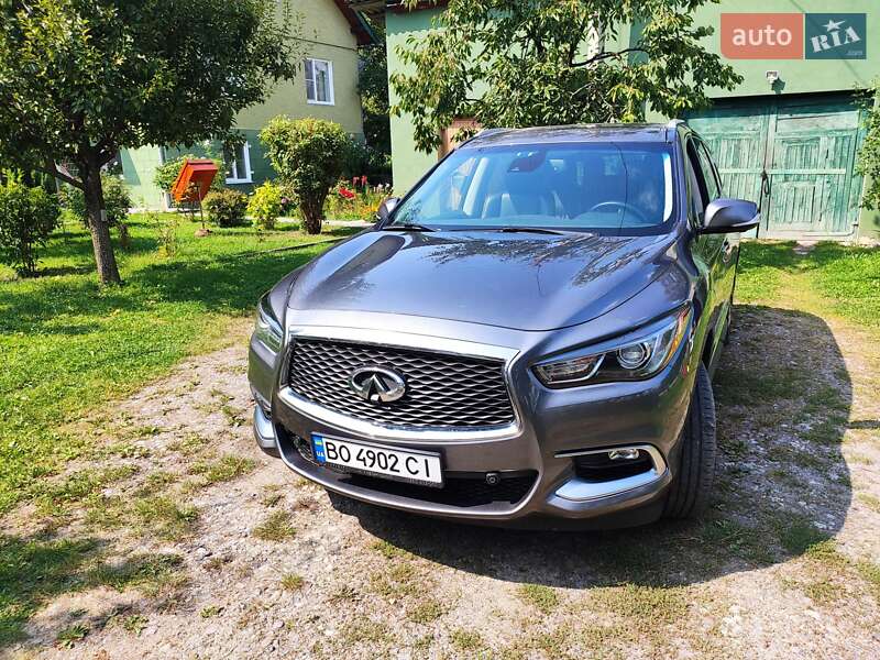 Внедорожник / Кроссовер Infiniti QX60 2016 в Тернополе