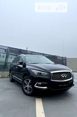 Внедорожник / Кроссовер Infiniti QX60 2018 в Киеве