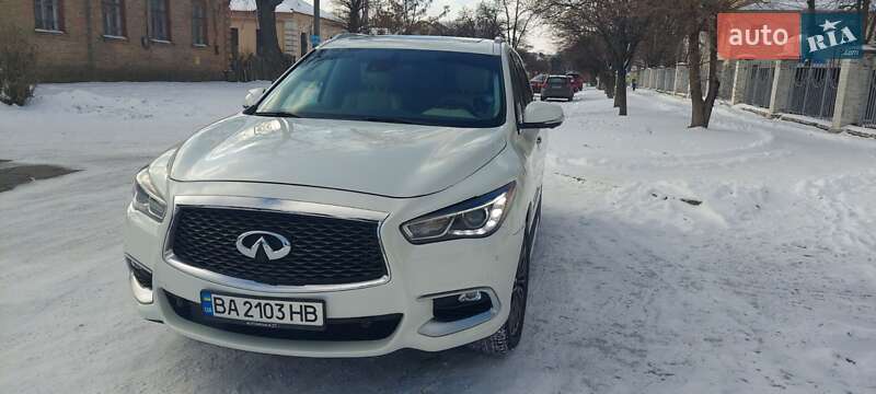 Внедорожник / Кроссовер Infiniti QX60 2017 в Александрие
