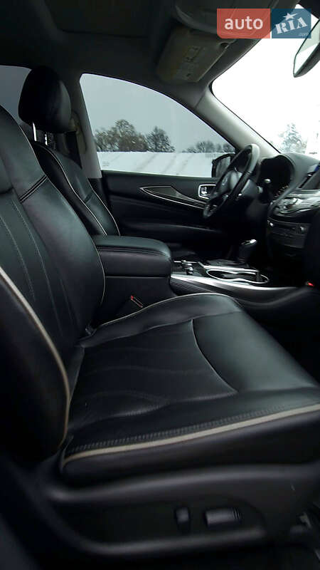 Позашляховик / Кросовер Infiniti QX60 2016 в Чернігові