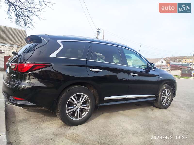 Внедорожник / Кроссовер Infiniti QX60 2019 в Киеве