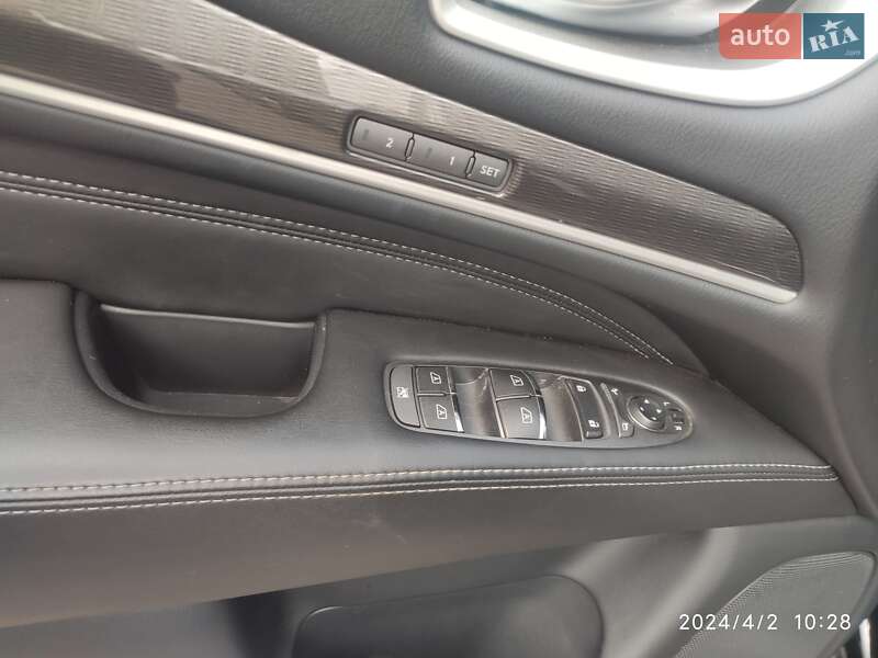 Внедорожник / Кроссовер Infiniti QX60 2019 в Киеве