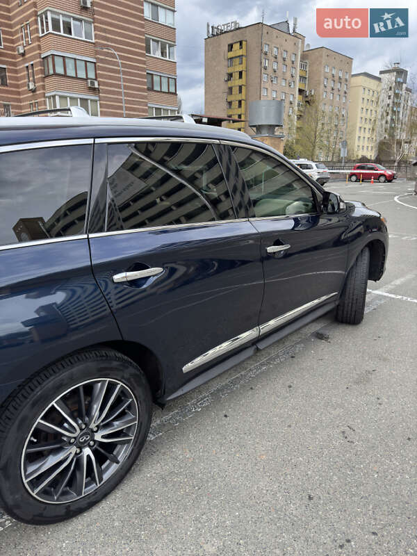 Позашляховик / Кросовер Infiniti QX60 2016 в Києві