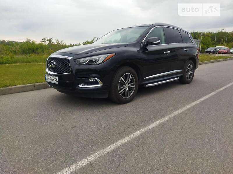 Внедорожник / Кроссовер Infiniti QX60 2018 в Днепре