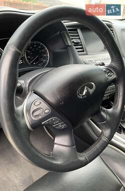 Позашляховик / Кросовер Infiniti QX60 2017 в 