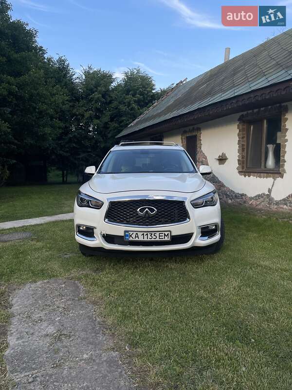 Внедорожник / Кроссовер Infiniti QX60 2017 в Киеве