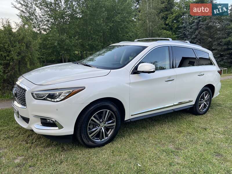 Внедорожник / Кроссовер Infiniti QX60 2017 в Киеве
