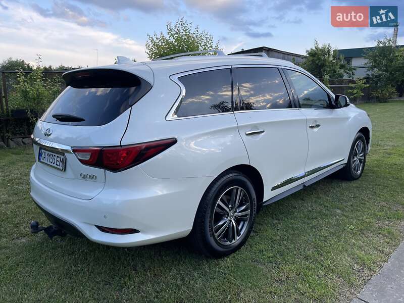 Внедорожник / Кроссовер Infiniti QX60 2017 в Киеве