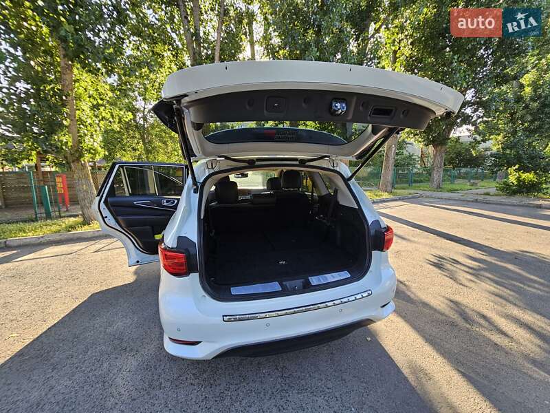 Внедорожник / Кроссовер Infiniti QX60 2018 в Одессе