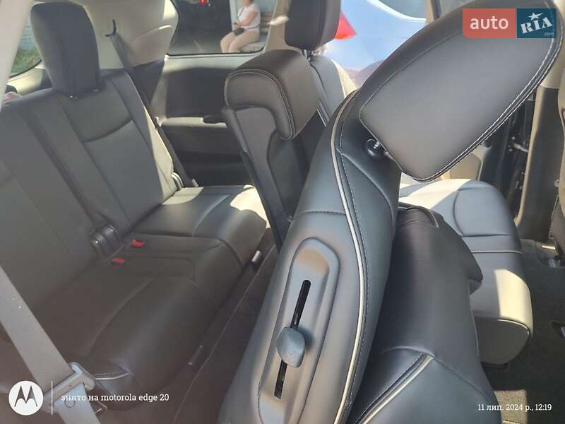 Внедорожник / Кроссовер Infiniti QX60 2019 в Киеве