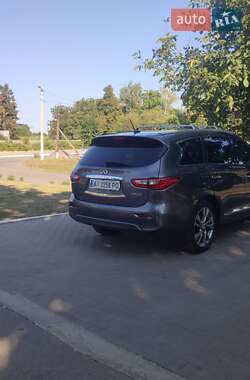 Внедорожник / Кроссовер Infiniti QX60 2015 в 