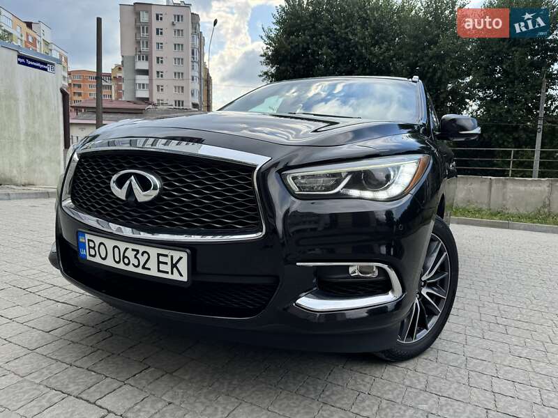 Внедорожник / Кроссовер Infiniti QX60 2016 в Тернополе