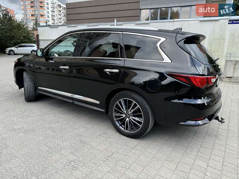 Внедорожник / Кроссовер Infiniti QX60 2016 в Тернополе