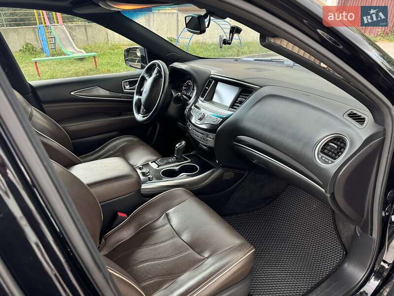 Внедорожник / Кроссовер Infiniti QX60 2016 в Тернополе