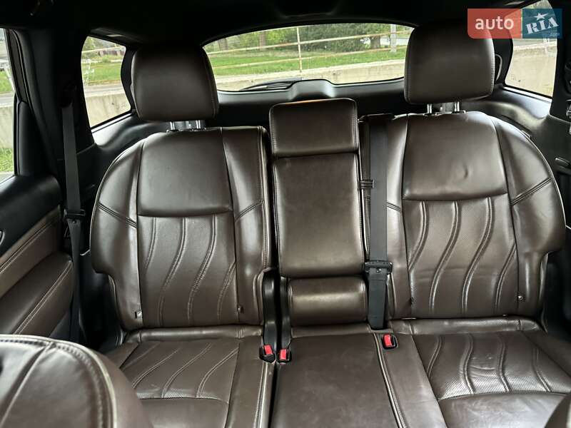 Внедорожник / Кроссовер Infiniti QX60 2016 в Тернополе