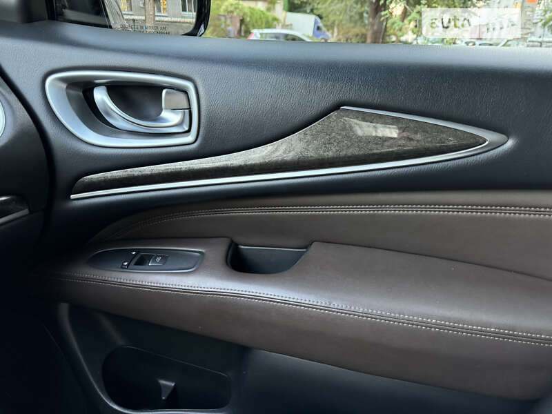 Позашляховик / Кросовер Infiniti QX60 2013 в Дніпрі