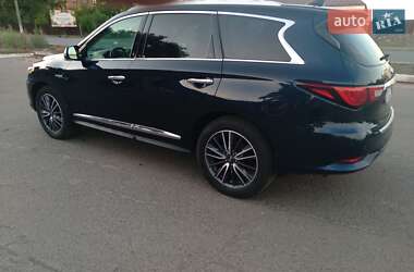 Позашляховик / Кросовер Infiniti QX60 2017 в 