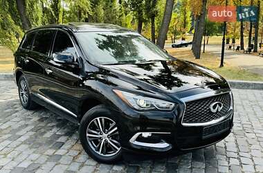 Внедорожник / Кроссовер Infiniti QX60 2017 в Киеве