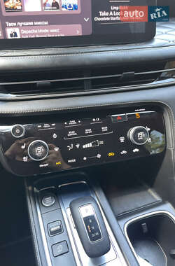 Внедорожник / Кроссовер Infiniti QX60 2022 в 