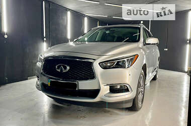 Внедорожник / Кроссовер Infiniti QX60 2016 в Киеве