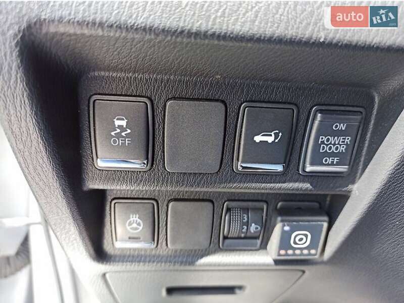 Внедорожник / Кроссовер Infiniti QX60 2016 в Киеве