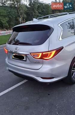 Внедорожник / Кроссовер Infiniti QX60 2016 в 