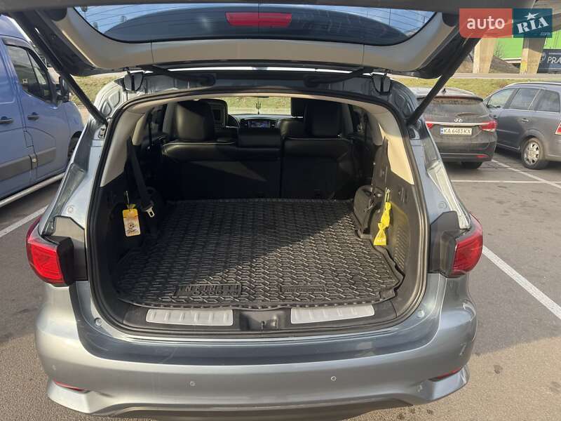 Позашляховик / Кросовер Infiniti QX60 2016 в Києві