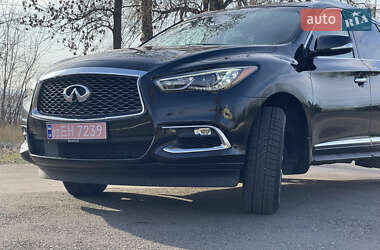 Внедорожник / Кроссовер Infiniti QX60 2019 в Владимире