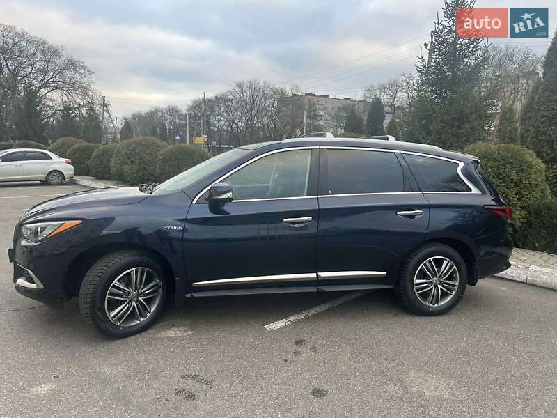 Позашляховик / Кросовер Infiniti QX60 2017 в Кропивницькому