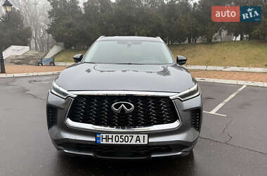 Позашляховик / Кросовер Infiniti QX60 2022 в 