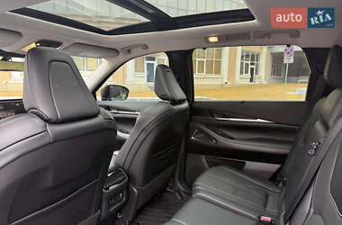 Позашляховик / Кросовер Infiniti QX60 2022 в 