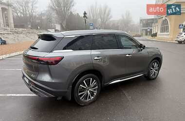 Позашляховик / Кросовер Infiniti QX60 2022 в 