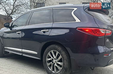 Внедорожник / Кроссовер Infiniti QX60 2015 в 