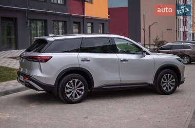 Позашляховик / Кросовер Infiniti QX60 2023 в 