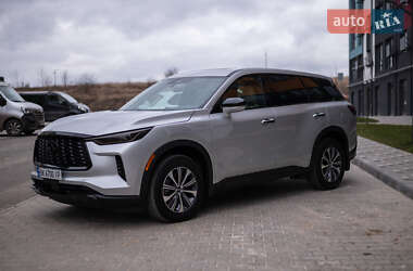 Позашляховик / Кросовер Infiniti QX60 2023 в 