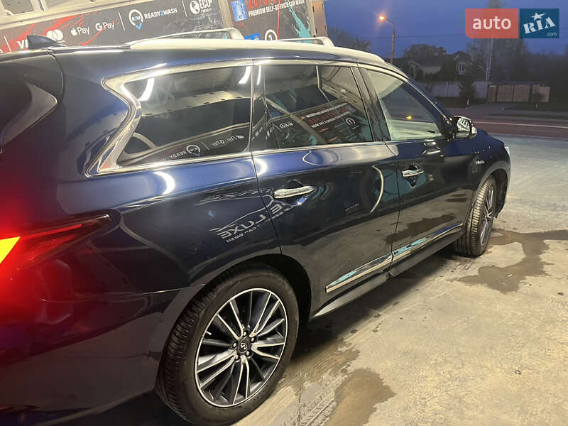 Внедорожник / Кроссовер Infiniti QX60 2017 в Полтаве