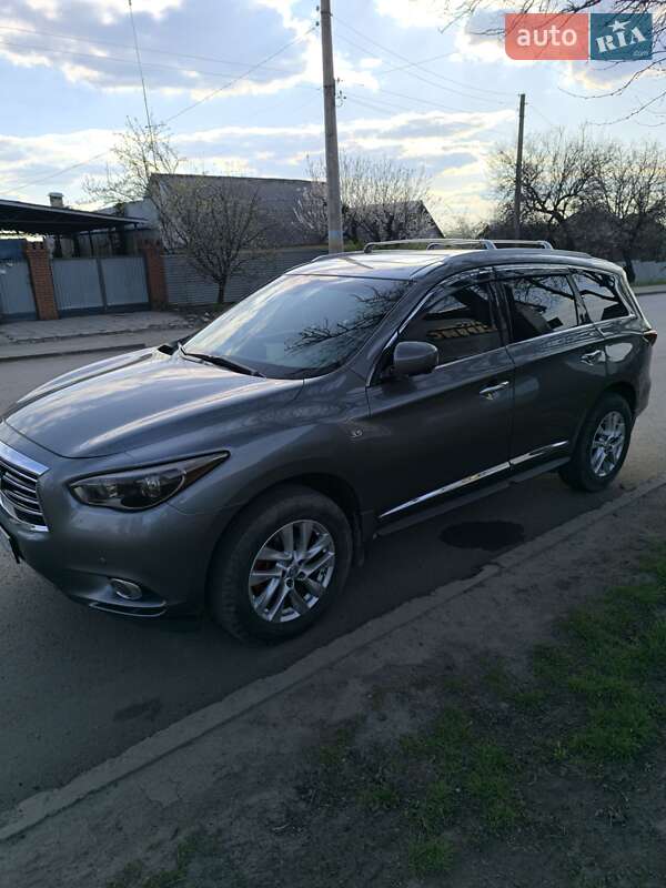 Позашляховик / Кросовер Infiniti QX60 2015 в Новомосковську