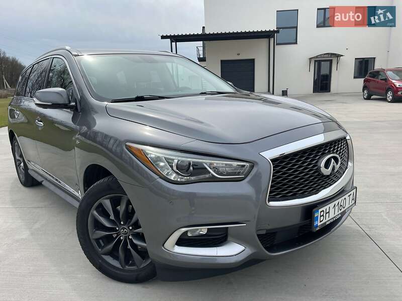 Внедорожник / Кроссовер Infiniti QX60 2017 в 