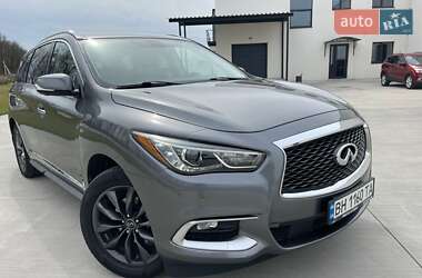 Внедорожник / Кроссовер Infiniti QX60 2017 в 