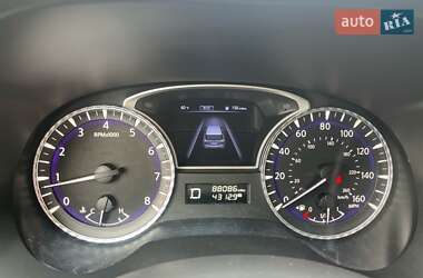 Внедорожник / Кроссовер Infiniti QX60 2017 в 